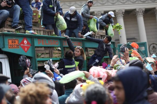 Se realizó un verdurazo en Congreso