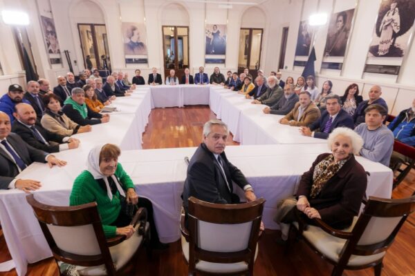 El presidente de la Nación llamo a detener el discurso del odio y el respeto sea un valor”